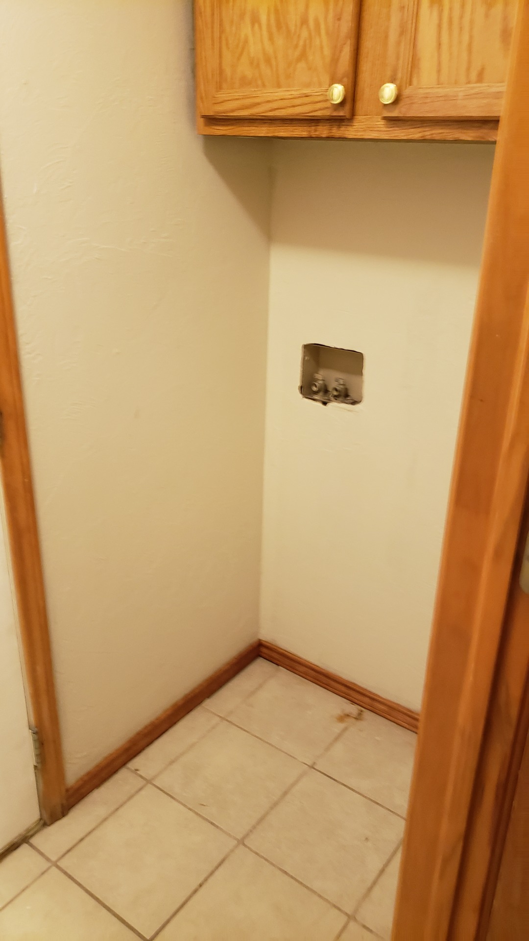 A darling layout. This unit won't be on the market long. 