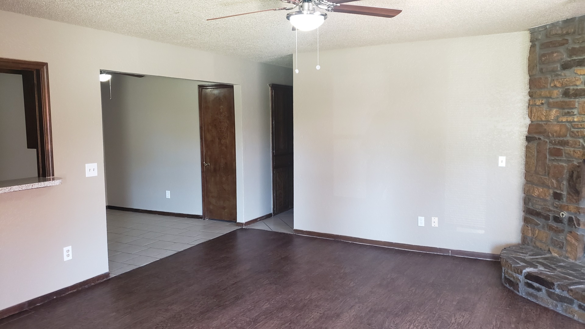 A Super cute rental property. An exceptional address. Ask for further information. 