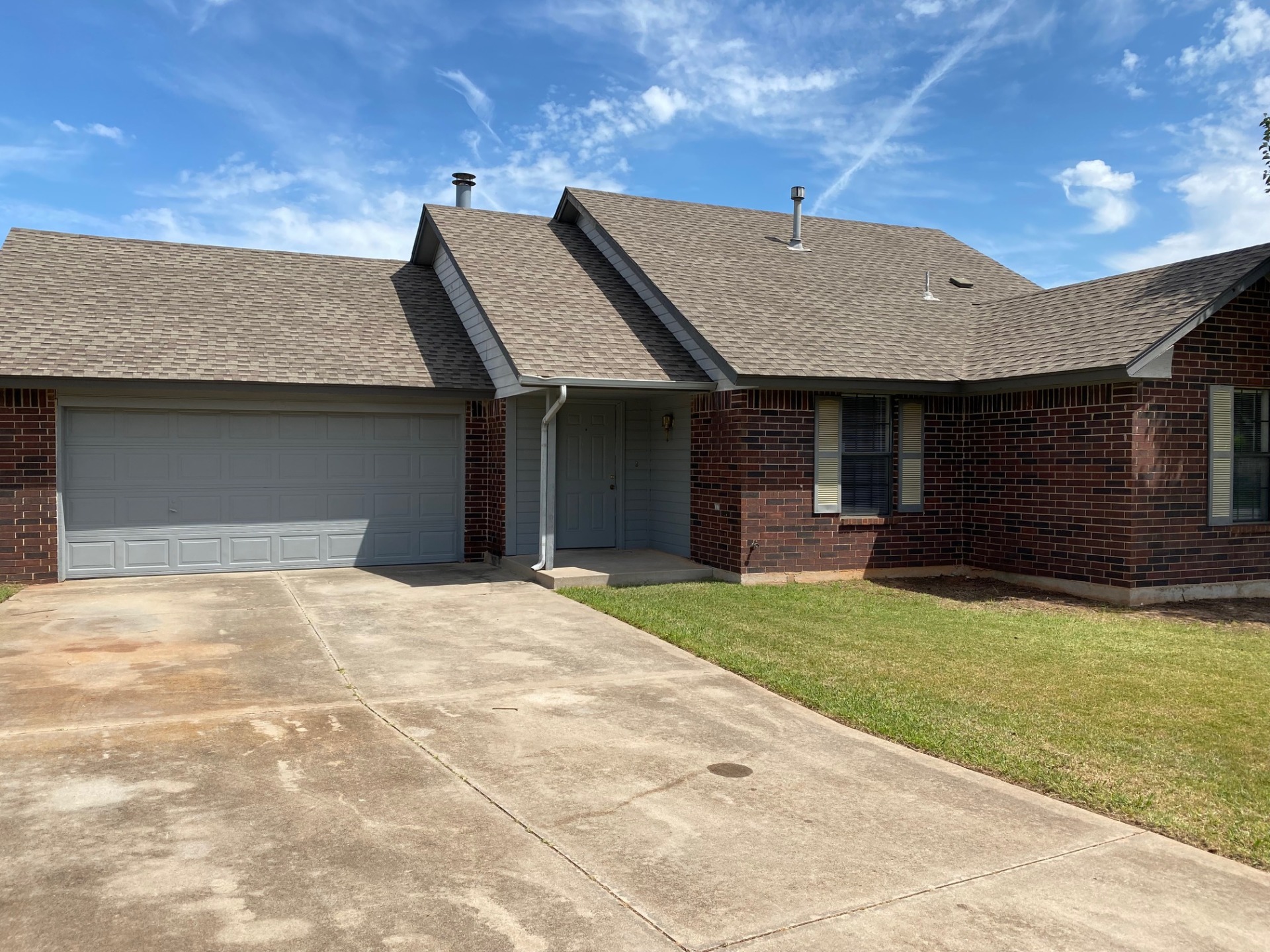 Imagine the possibilities. An enchanting nest. Accepting rental applications. 