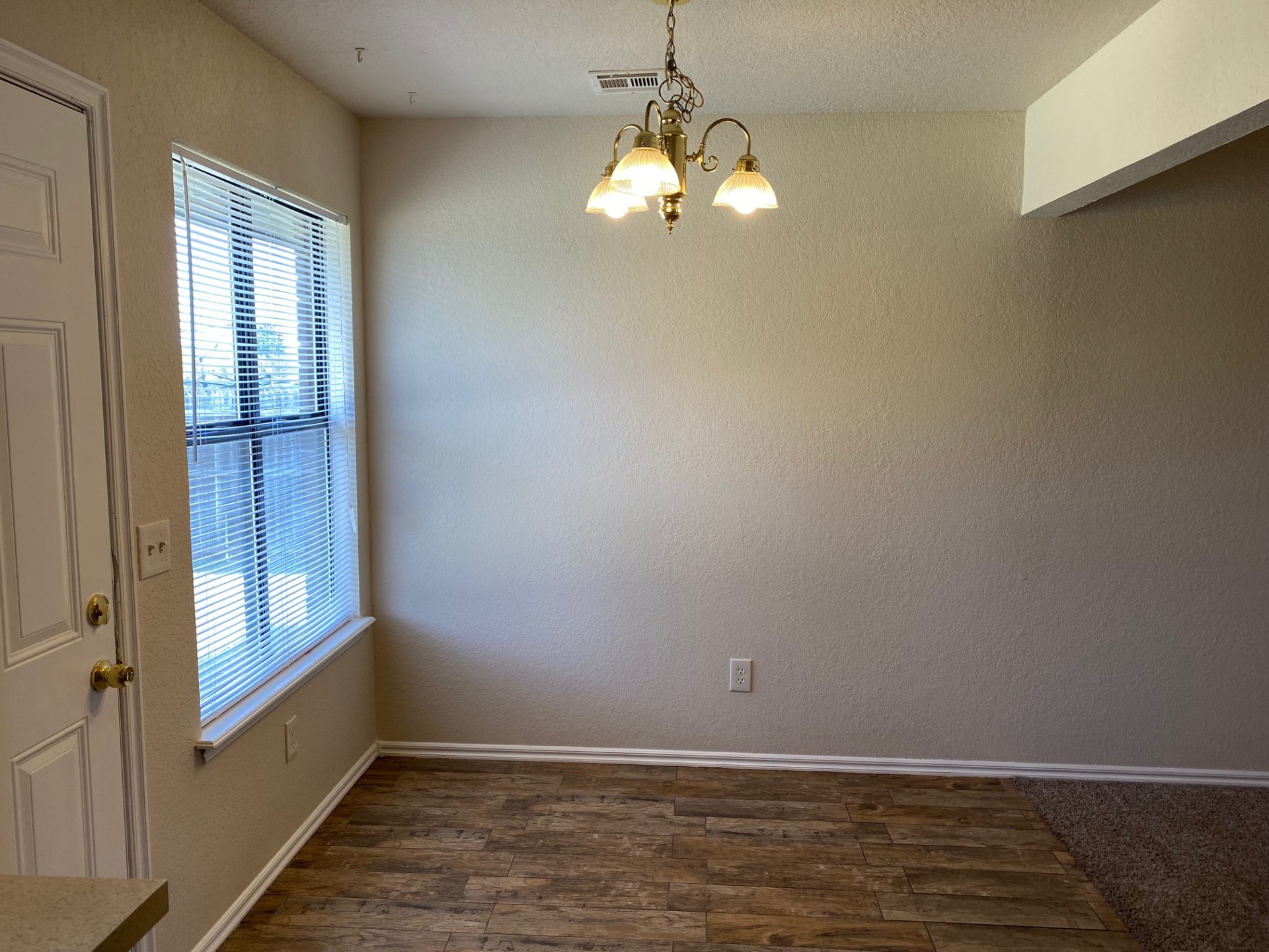 All the features you are looking for. More than you could ask for. 