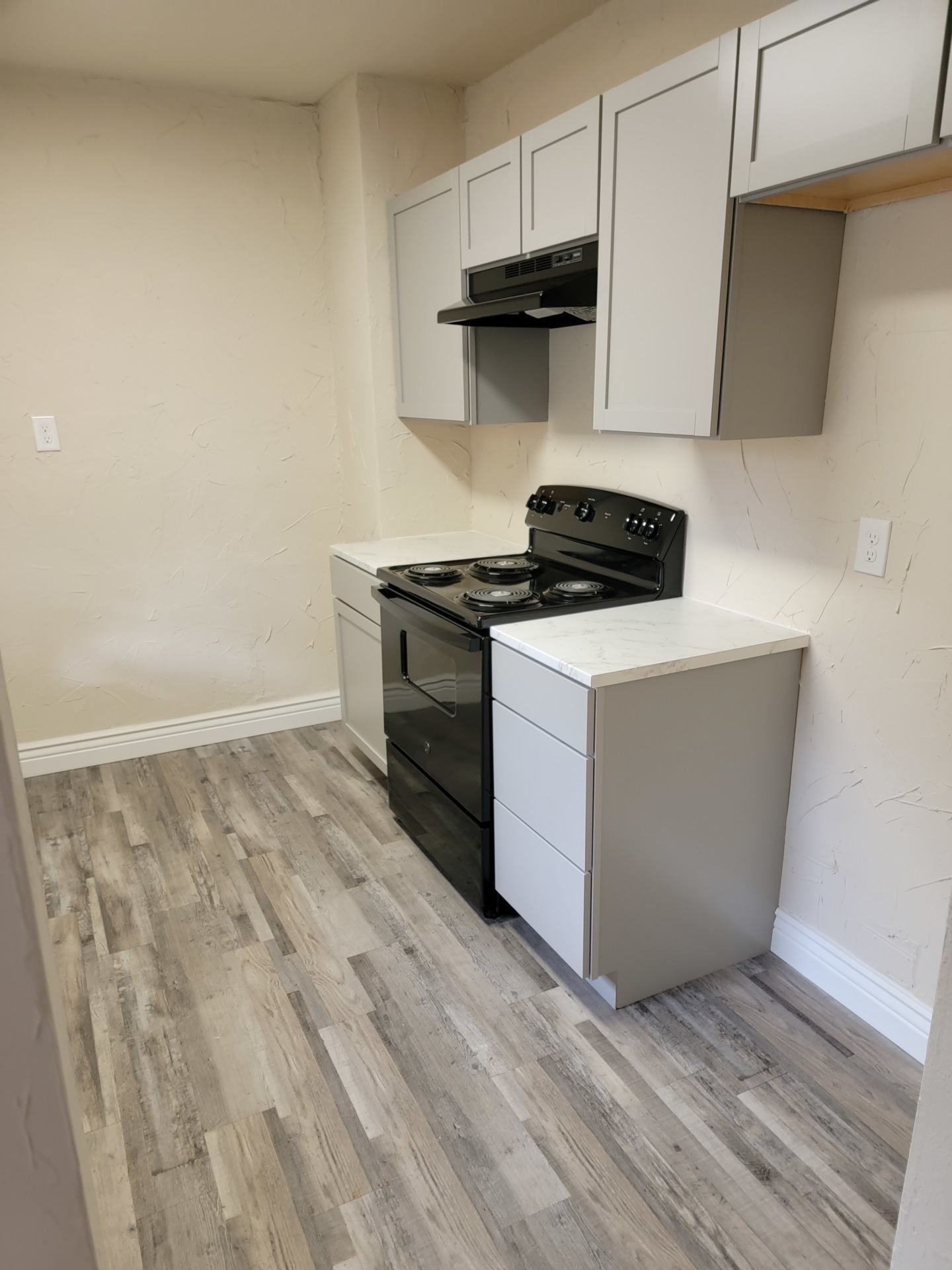 A very desirable unit. A must see. 