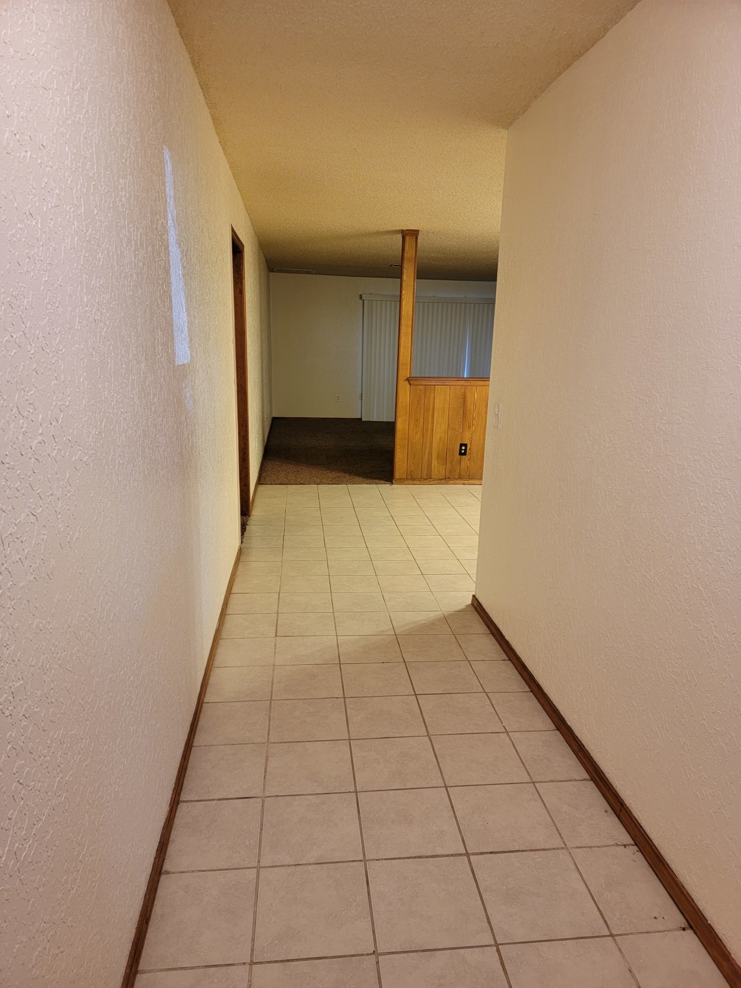 A must see. A darling rental property. Don't miss out on this wonderful opportunity. 