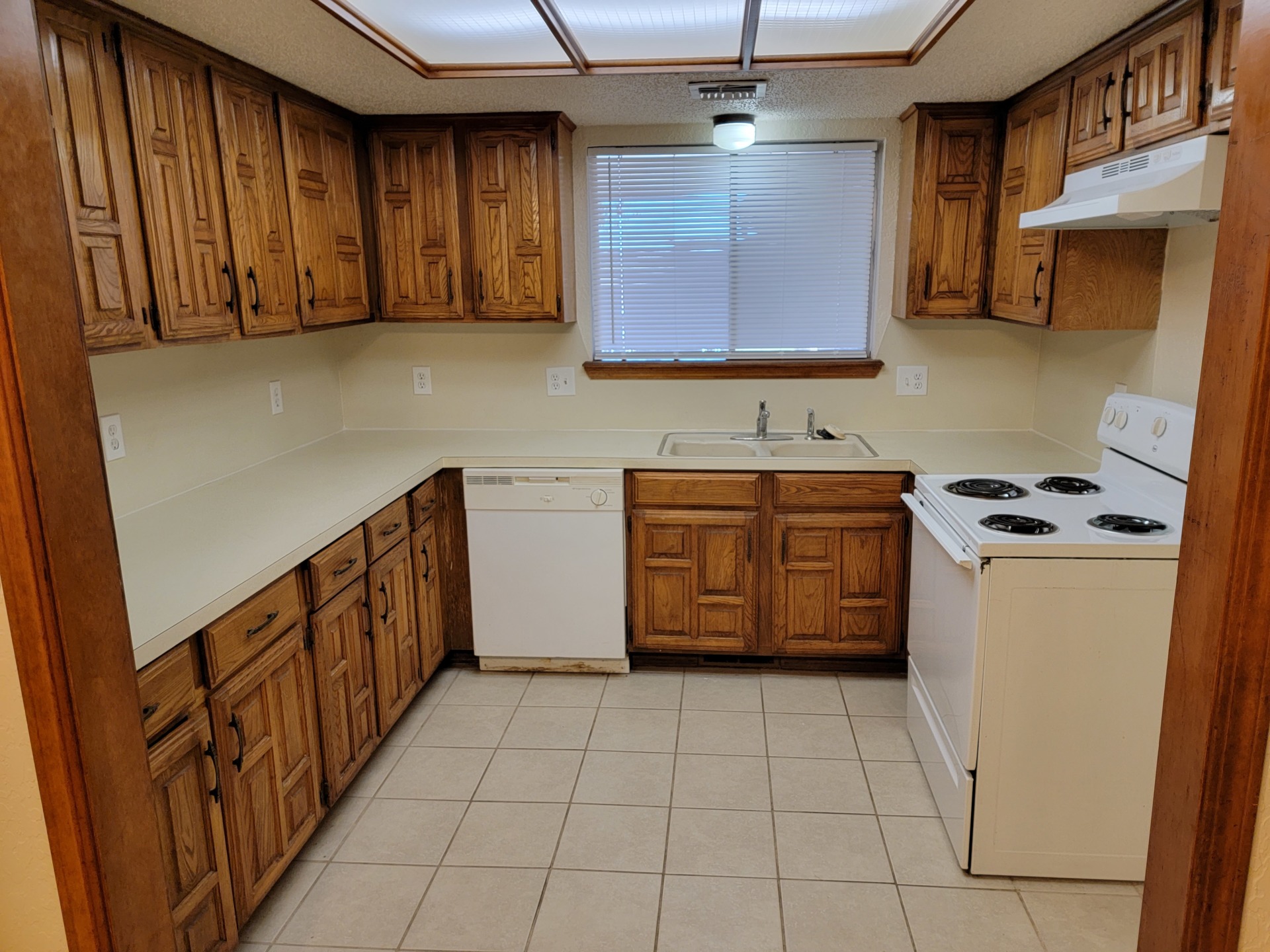 Awesome living quarters. An adorable layout. Available for rent by Pointe Property Management. 