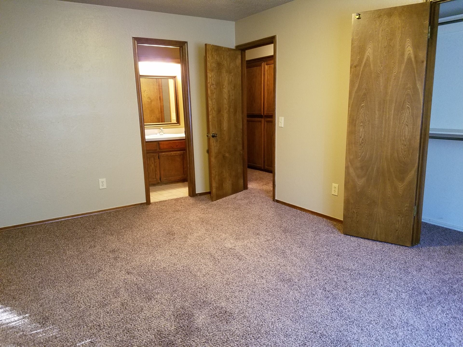 An excellent choice. A first-rate haven. Ask for details. We're always happy to answer questions. 