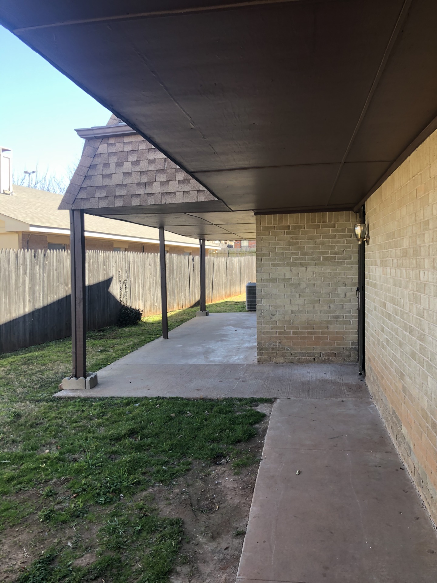 An enchanting domicile. More than you could ask for. 