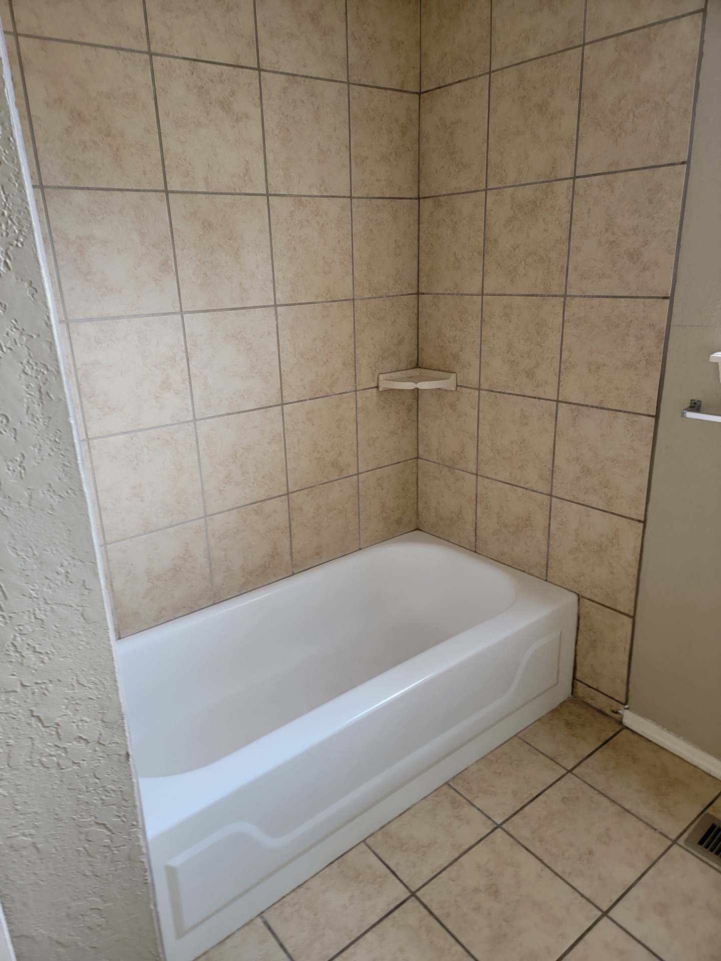 A charming rental unit. More details on our website. 