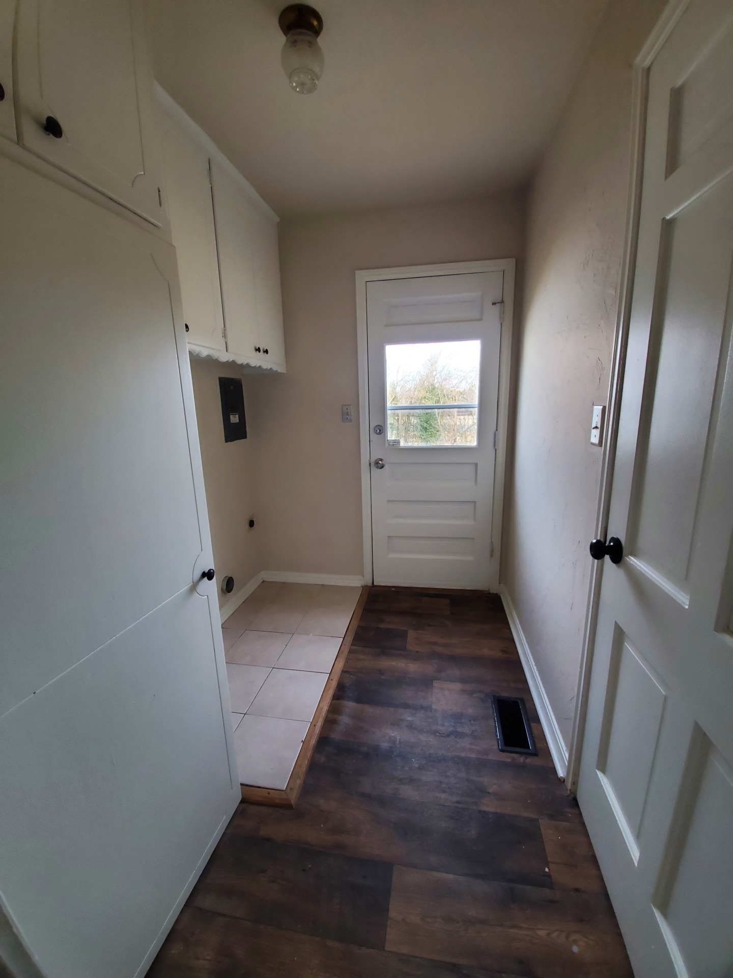 The perfect place for you. A good-looking residence. Don't wait to view this place. 