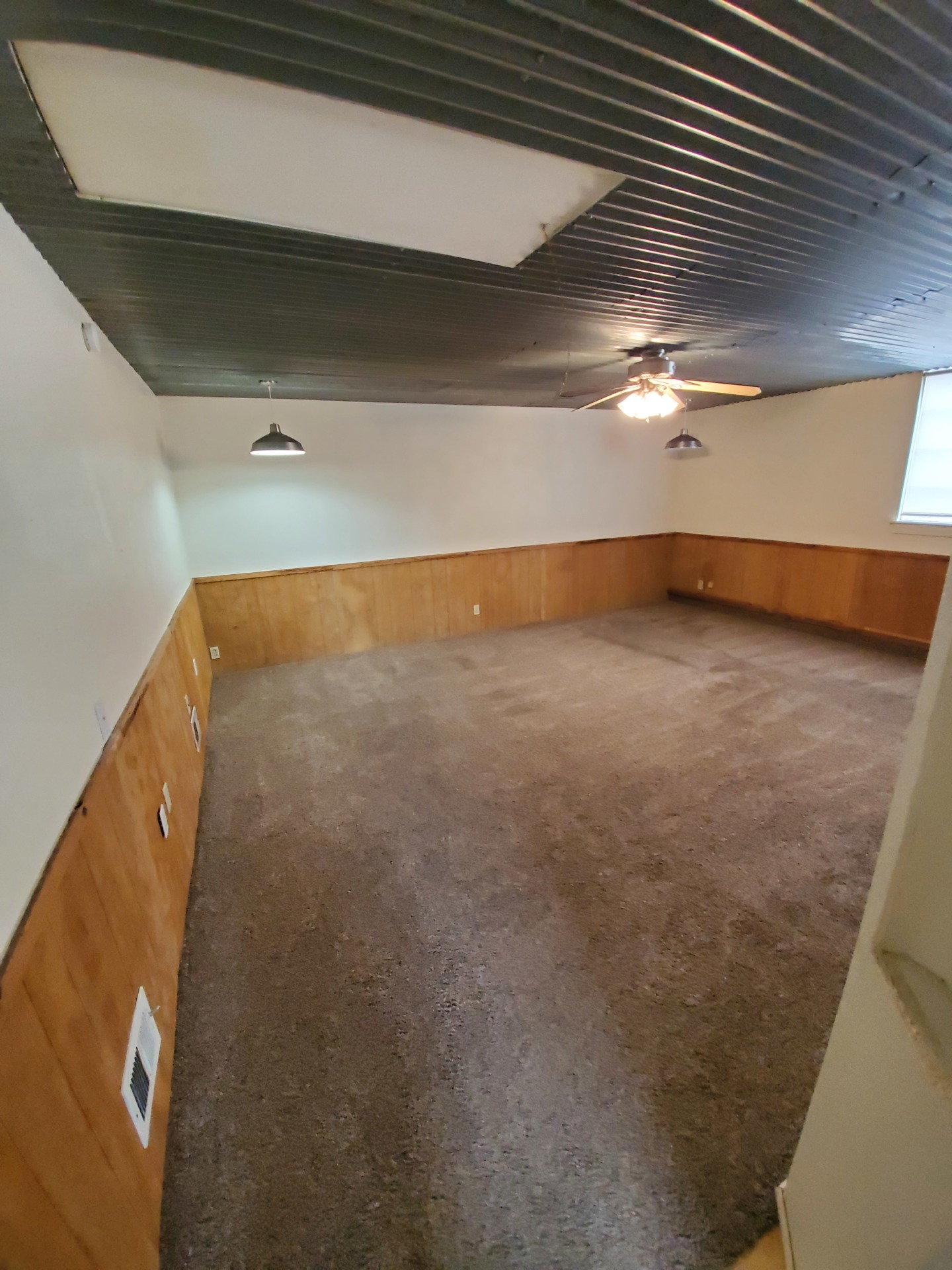 A lovely haven. Come by to view it. 