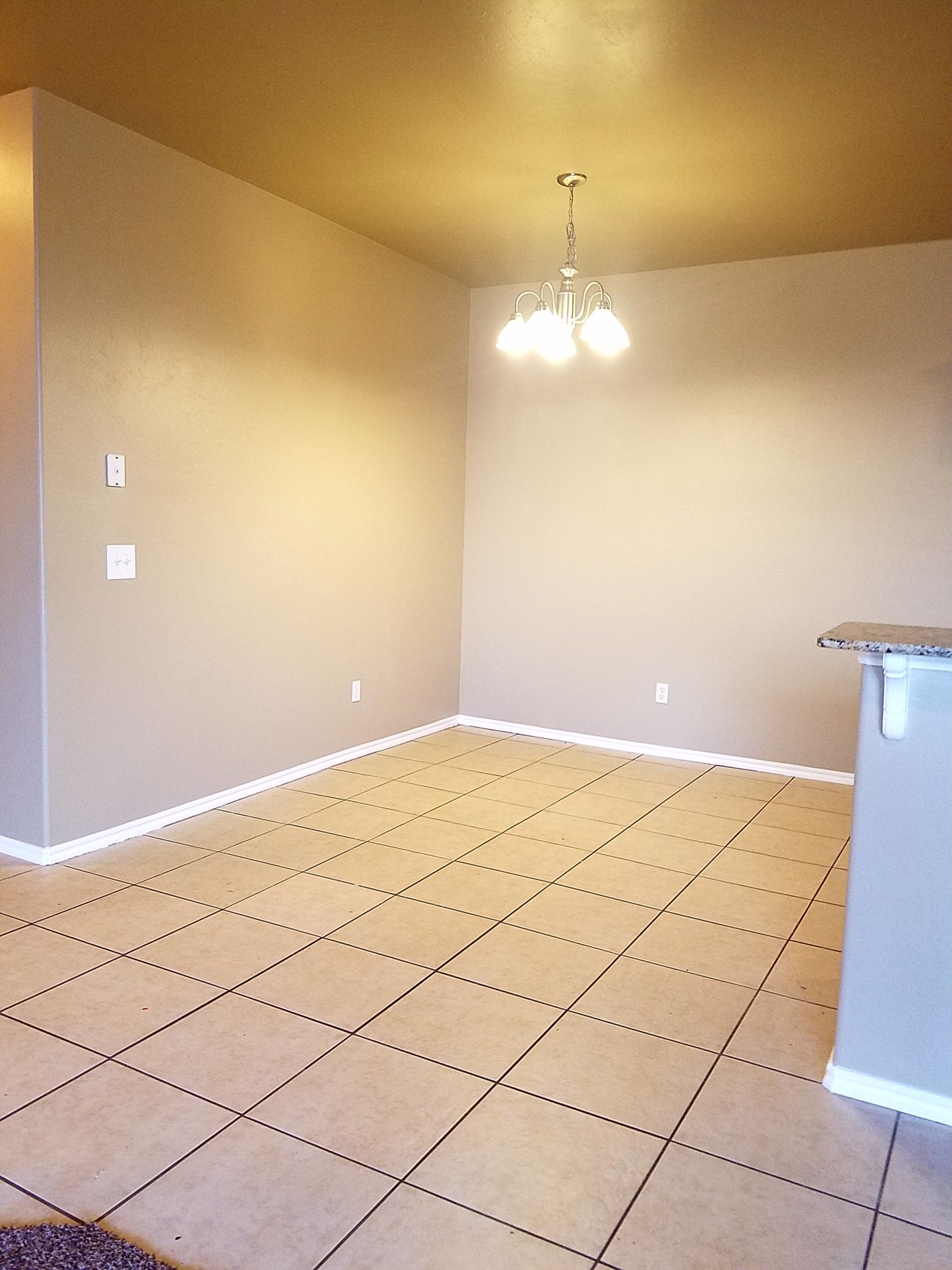 Captivating. A pleasant property. Ask for further information. 