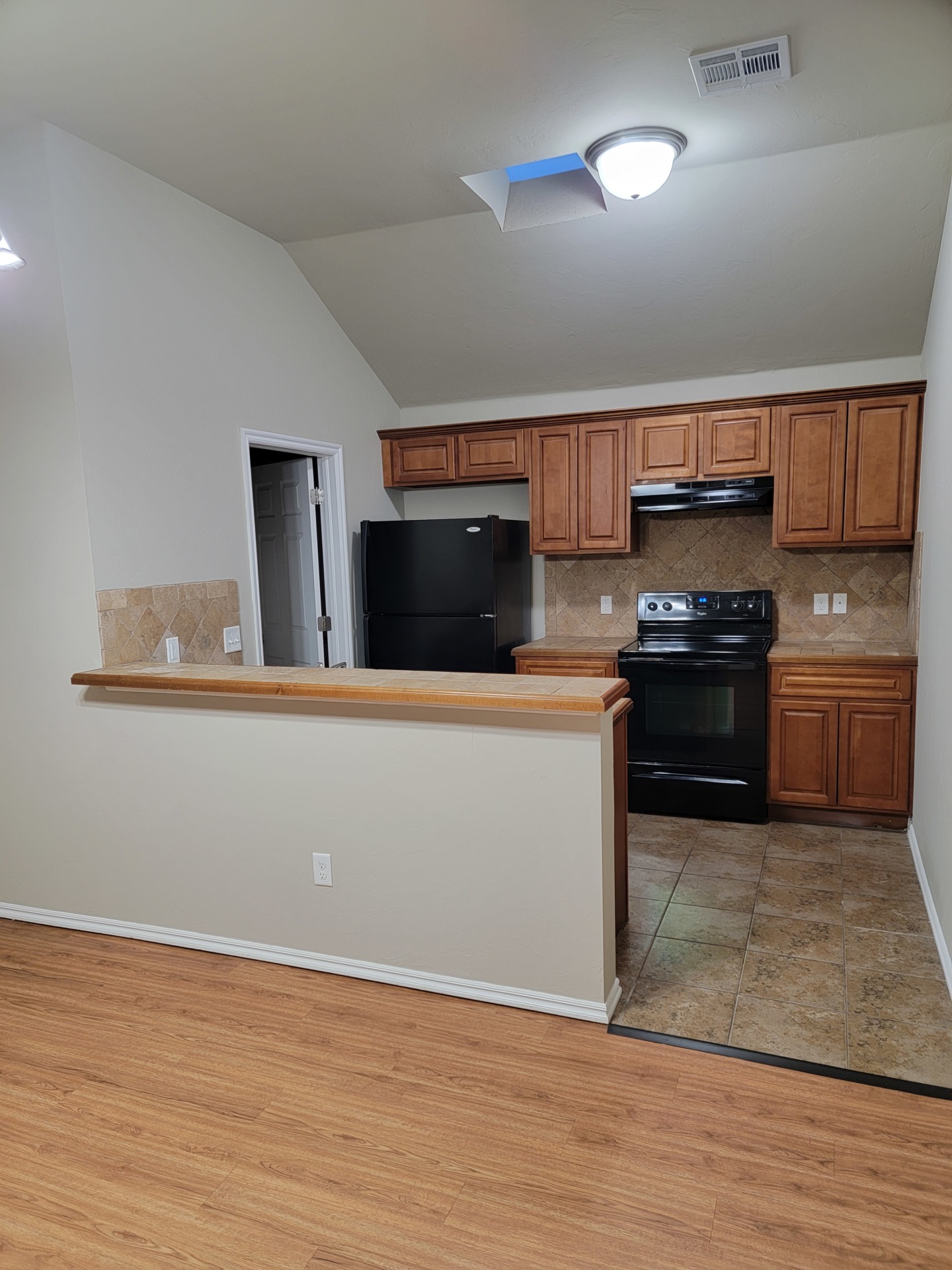 A very desirable unit. Beauty and much more. 