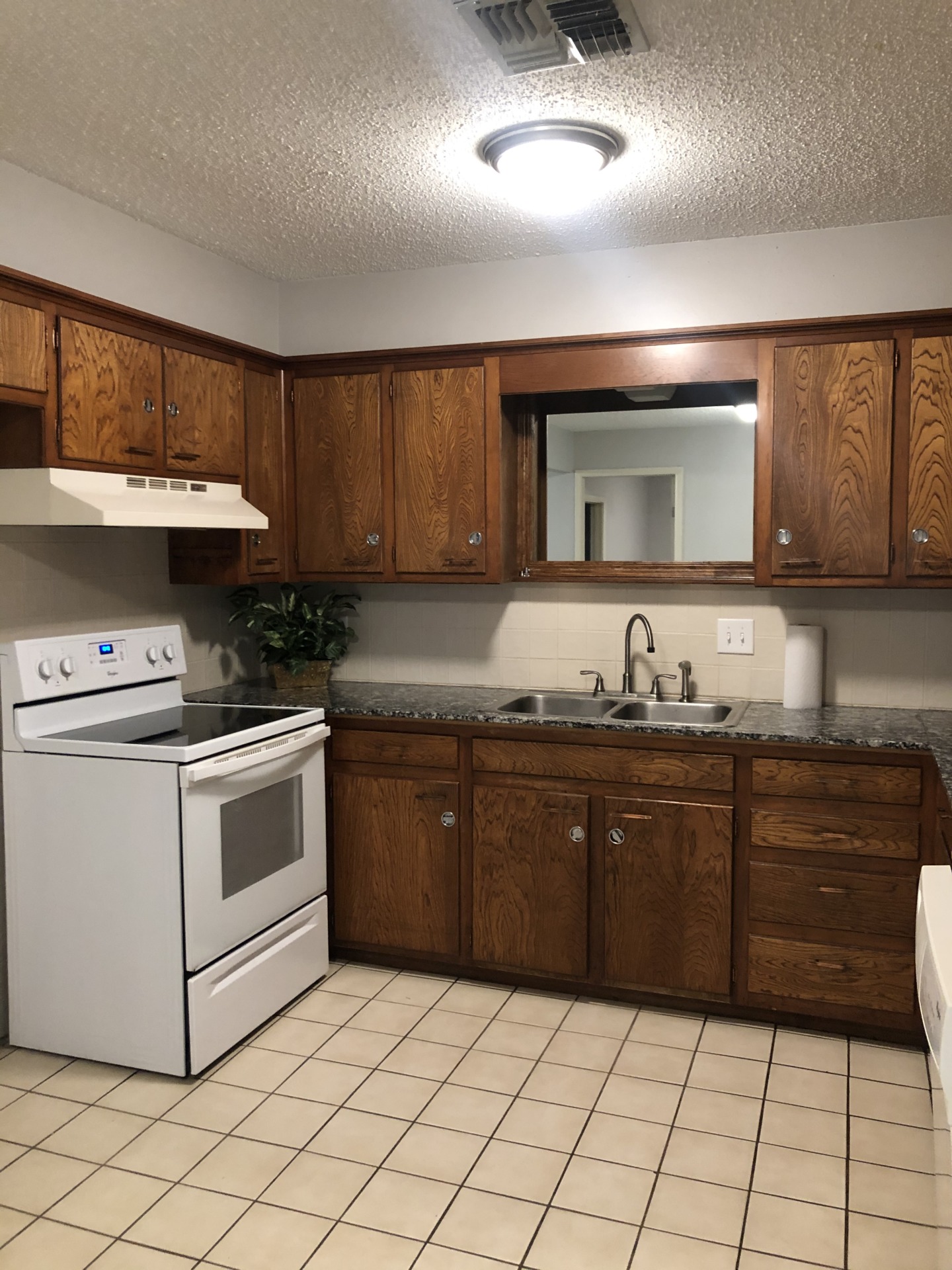 First-rate locale. See us on the web at PointePropertyManagement.com. 