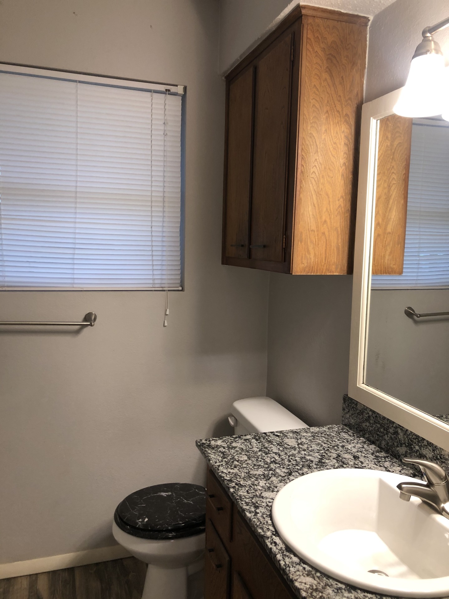 A pleasing dwelling. A very desirable unit. 