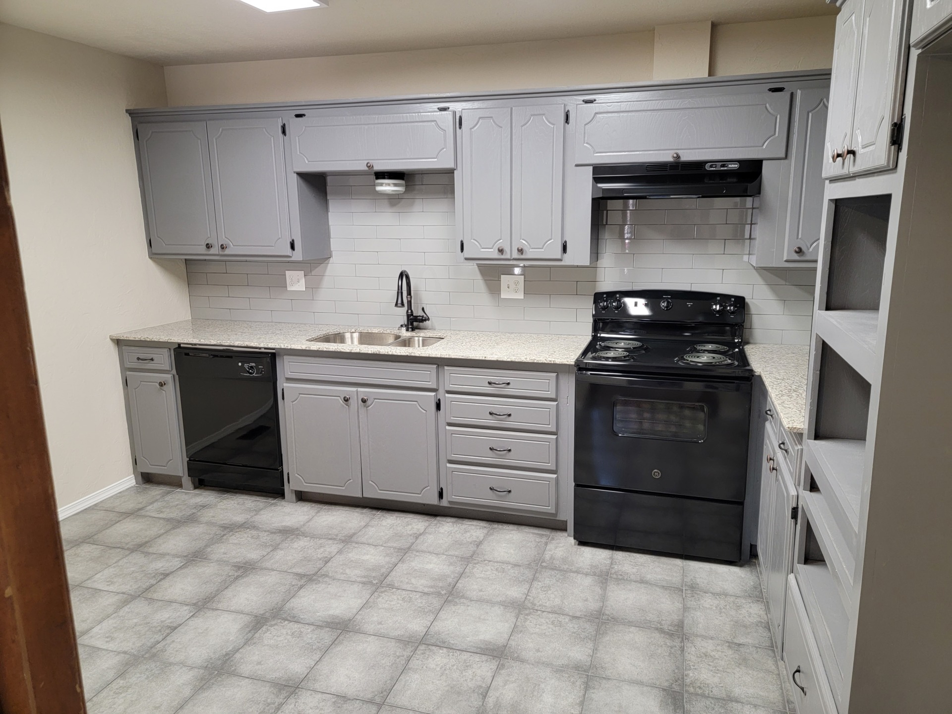 An alluring rental unit. Beauty and much more. 