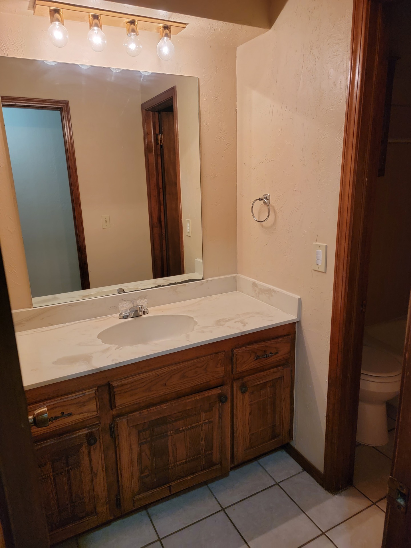 An appealing residence. Submit your rental application today. 