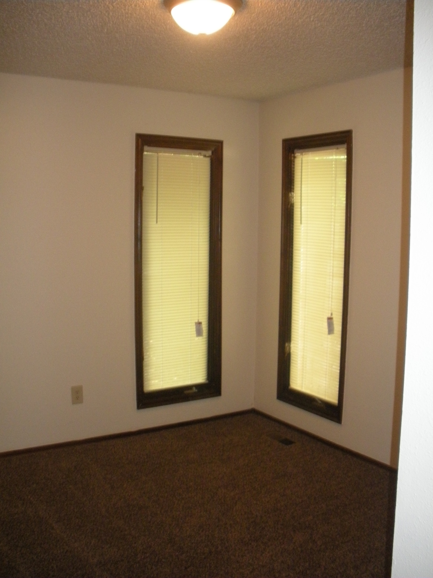 Awesome living quarters. Imagine the possibilities. 