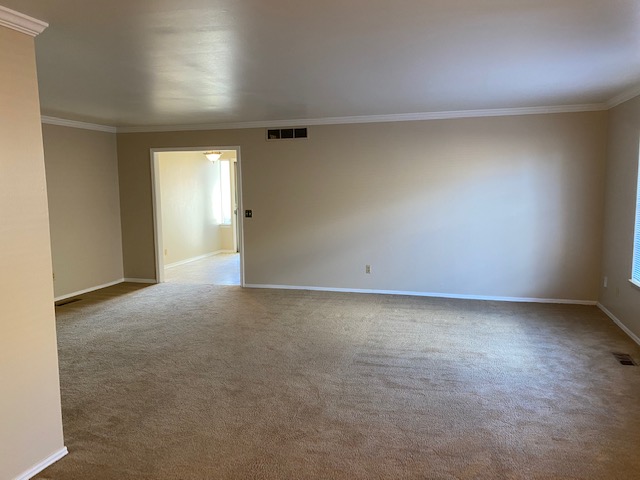 Reasonably priced. A good-looking property. See this place today. 