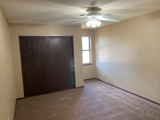 Ready for a move-in. A good-looking unit. Check this place out. 