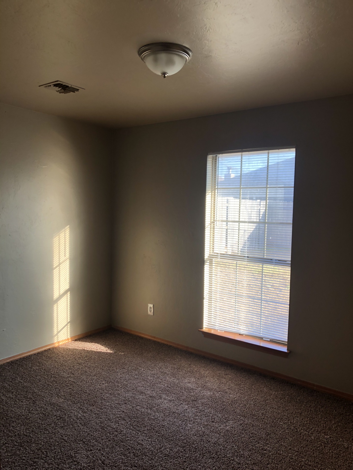 A lovely unit. Many conveniences. 