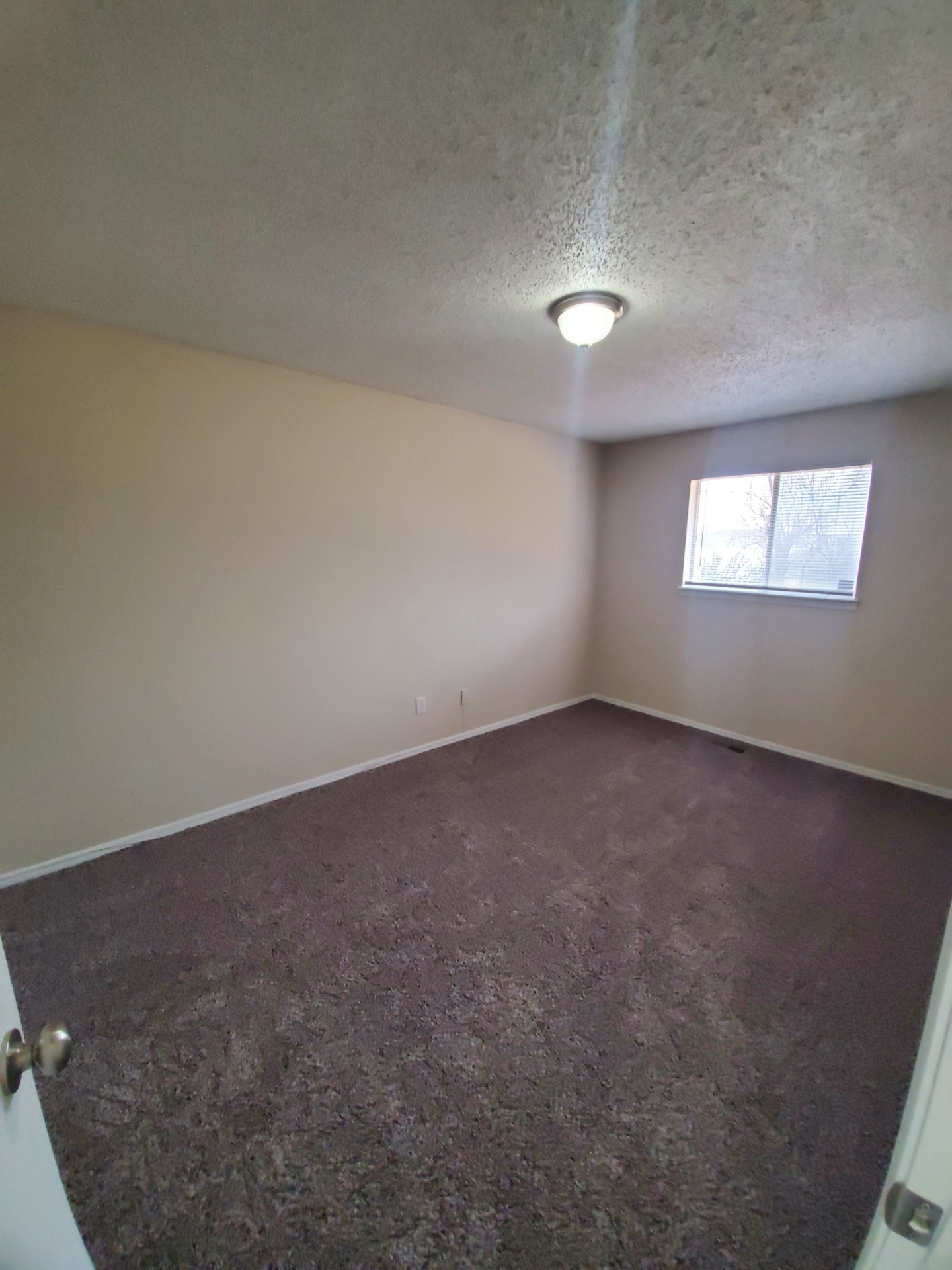 An inviting domicile. A must see. 