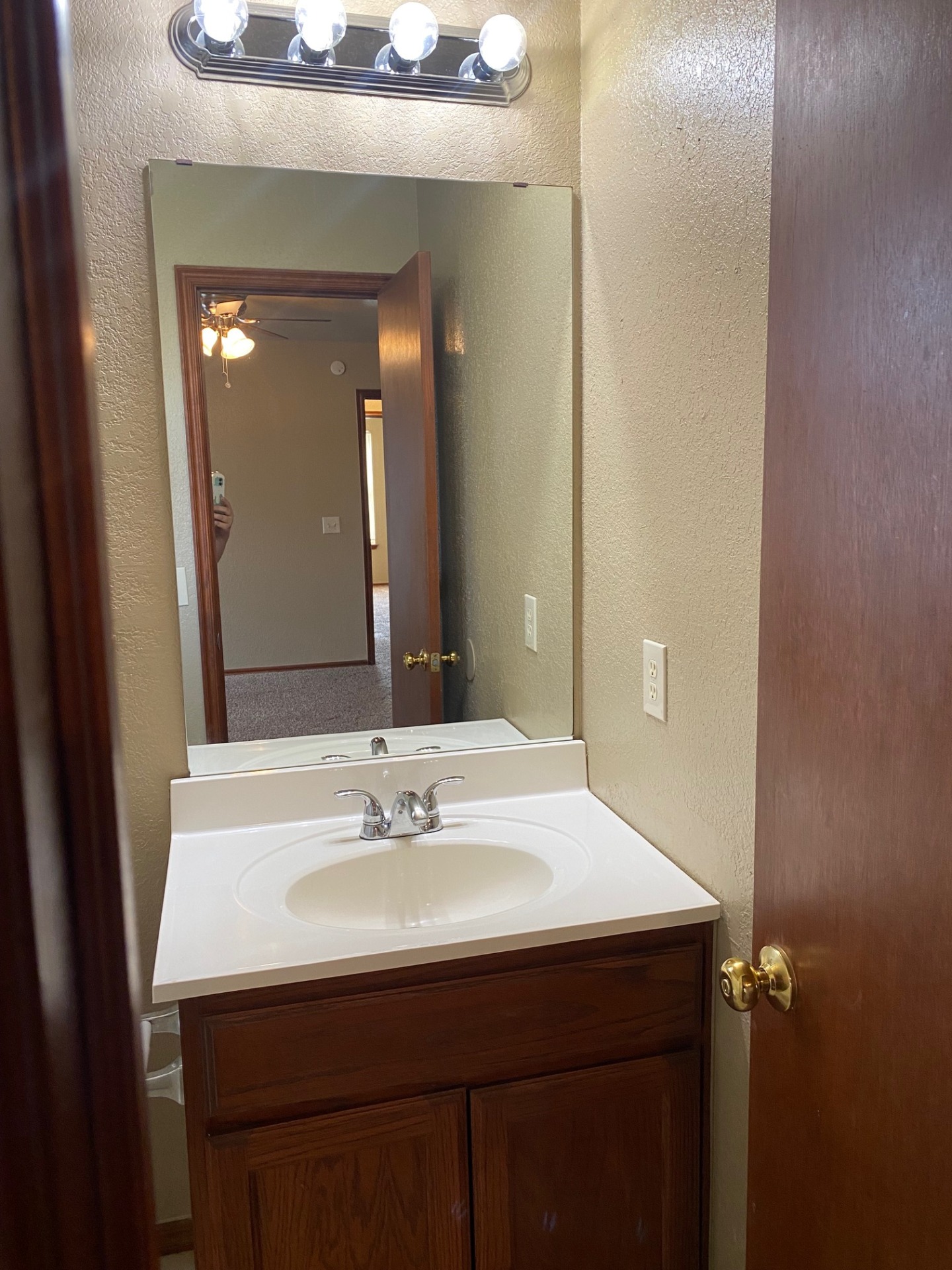 A first-rate nest. Available for rent by Pointe Property Management. 