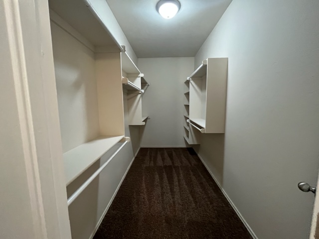 Beauty and much more. A good-looking rental unit. Inquire for more information. 