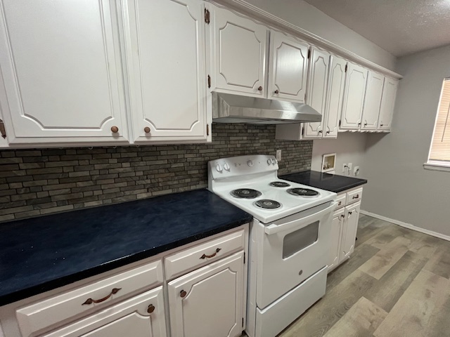 A lovely unit. Many conveniences. 