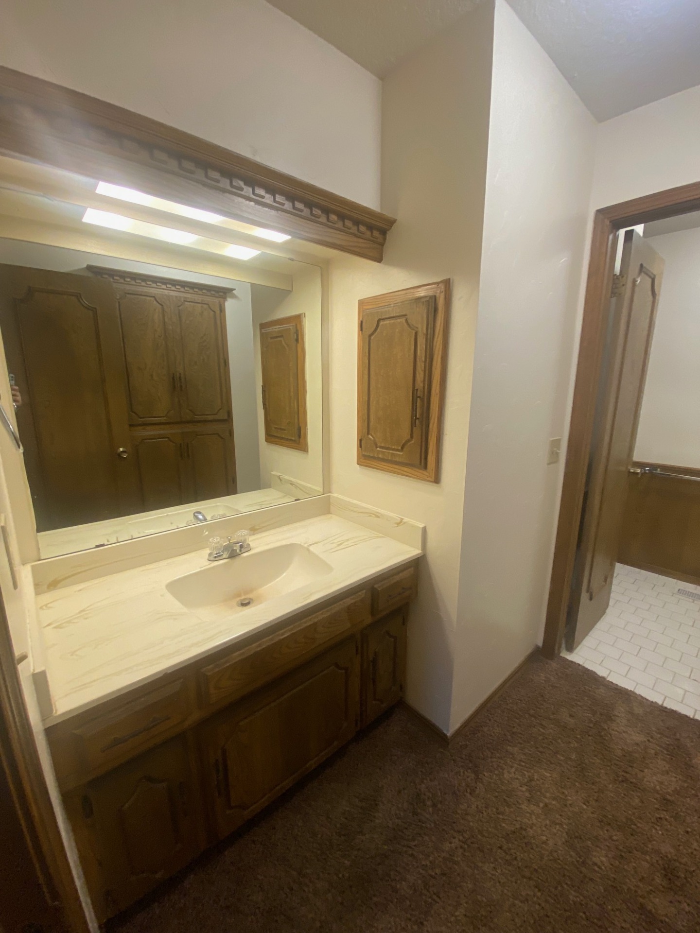 A capitvating design. Call our office today to learn more. 