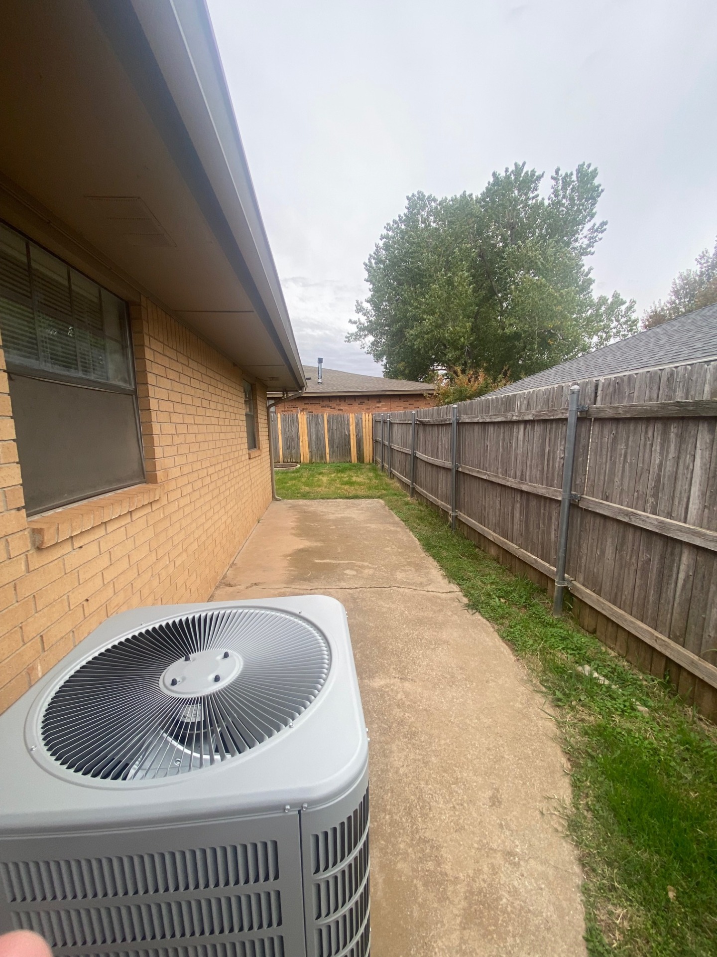 An excellent choice. Attractive kitchen and bathroom. 