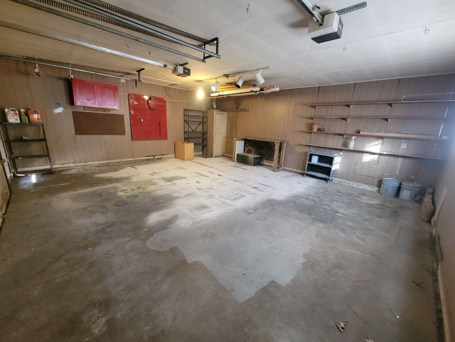 A gorgeous domicile. You will love it. 