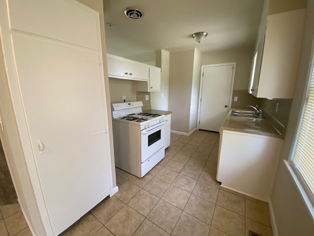 The perfect size for you. A must see. 