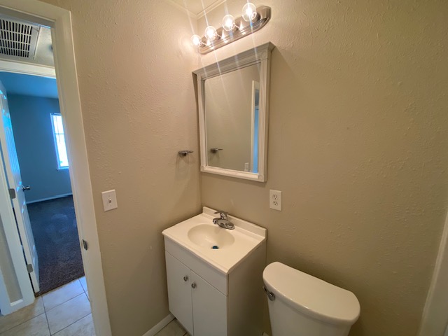 A splendid rental property. You will love it. 