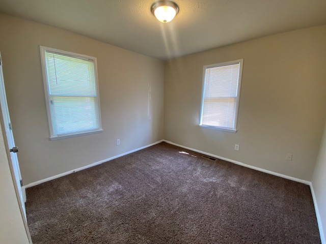 Many conveniences. A stunning rental unit. Don't miss out on this wonderful opportunity. 