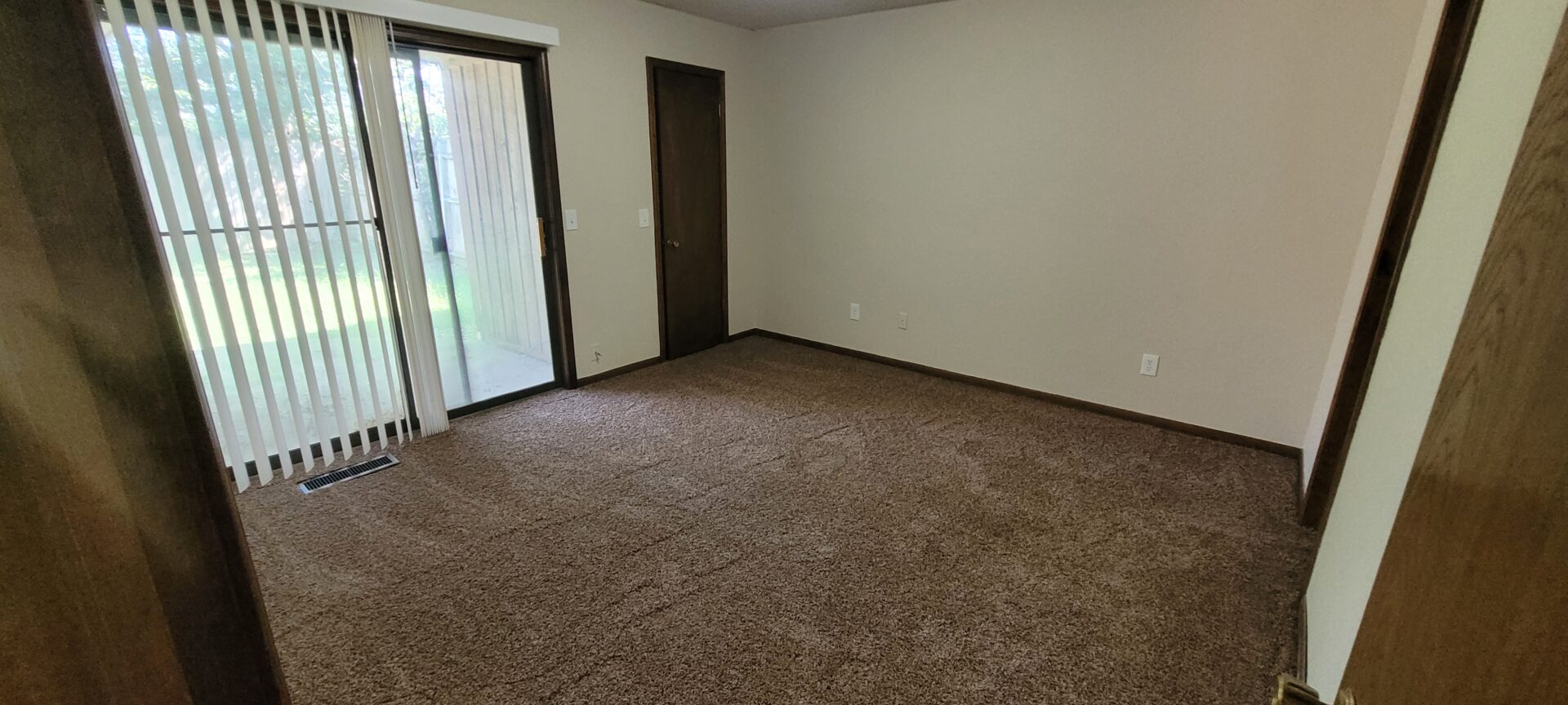 The perfect place for you. A good-looking residence. Don't wait to view this place.