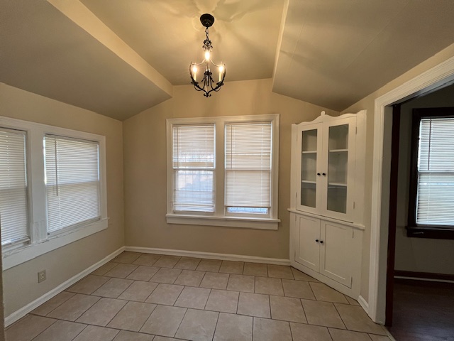 A pleasing layout. You'll fall in love with this place. 