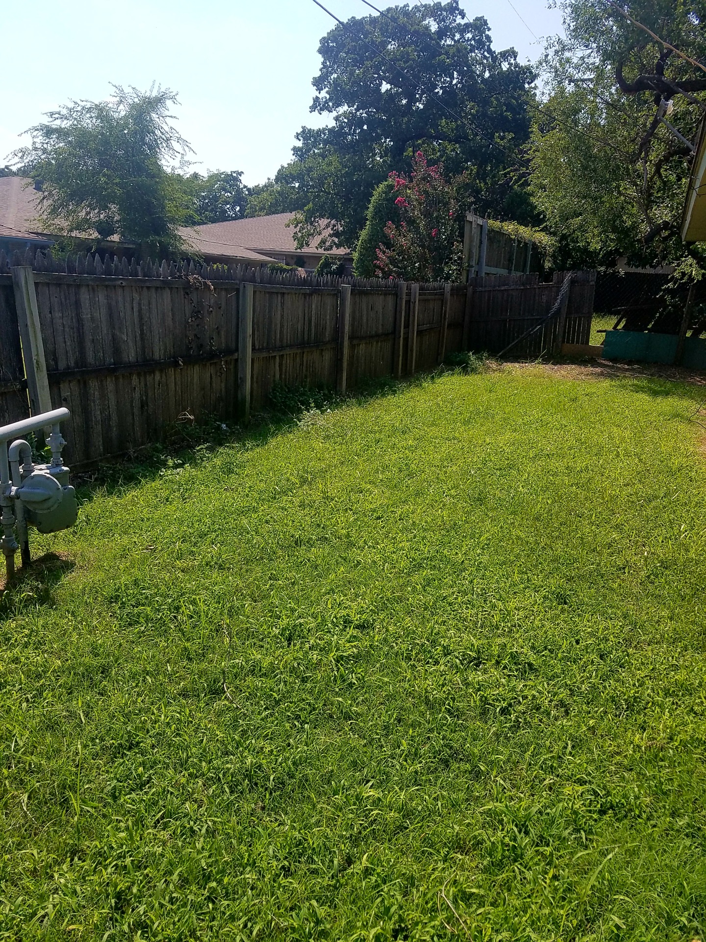 This unit won't be on the market long. Beauty and much more. 