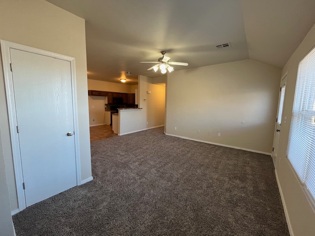 More than you could ask for. A striking domicile. Ask for details. We're always happy to answer questions. 