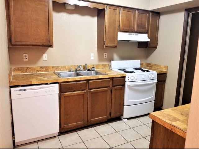 A wonderful locale. All the features you are looking for. 