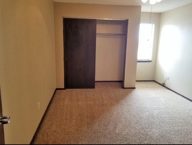 Ready for a move-in. A delightful property. Give us a call at 405-720-0077. 