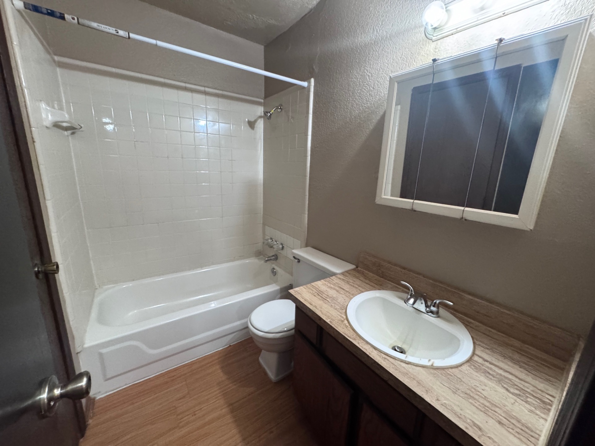 A first-rate home. Telephone us to ask about this rental unit. 