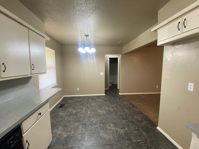 A splendid rental unit. A beauty. 