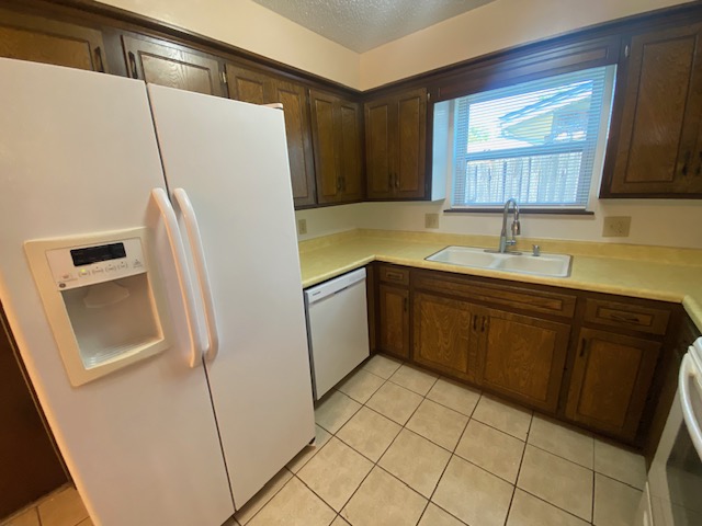 A charming rental unit. More details on our website. 