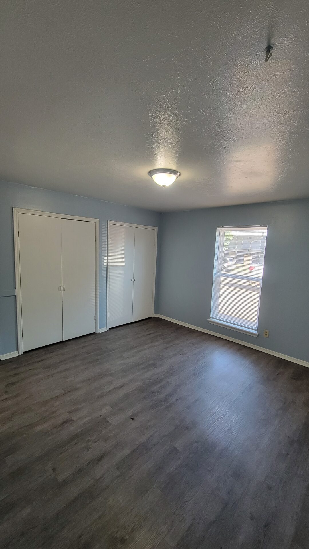 An adorable residence. Come by to view it. 