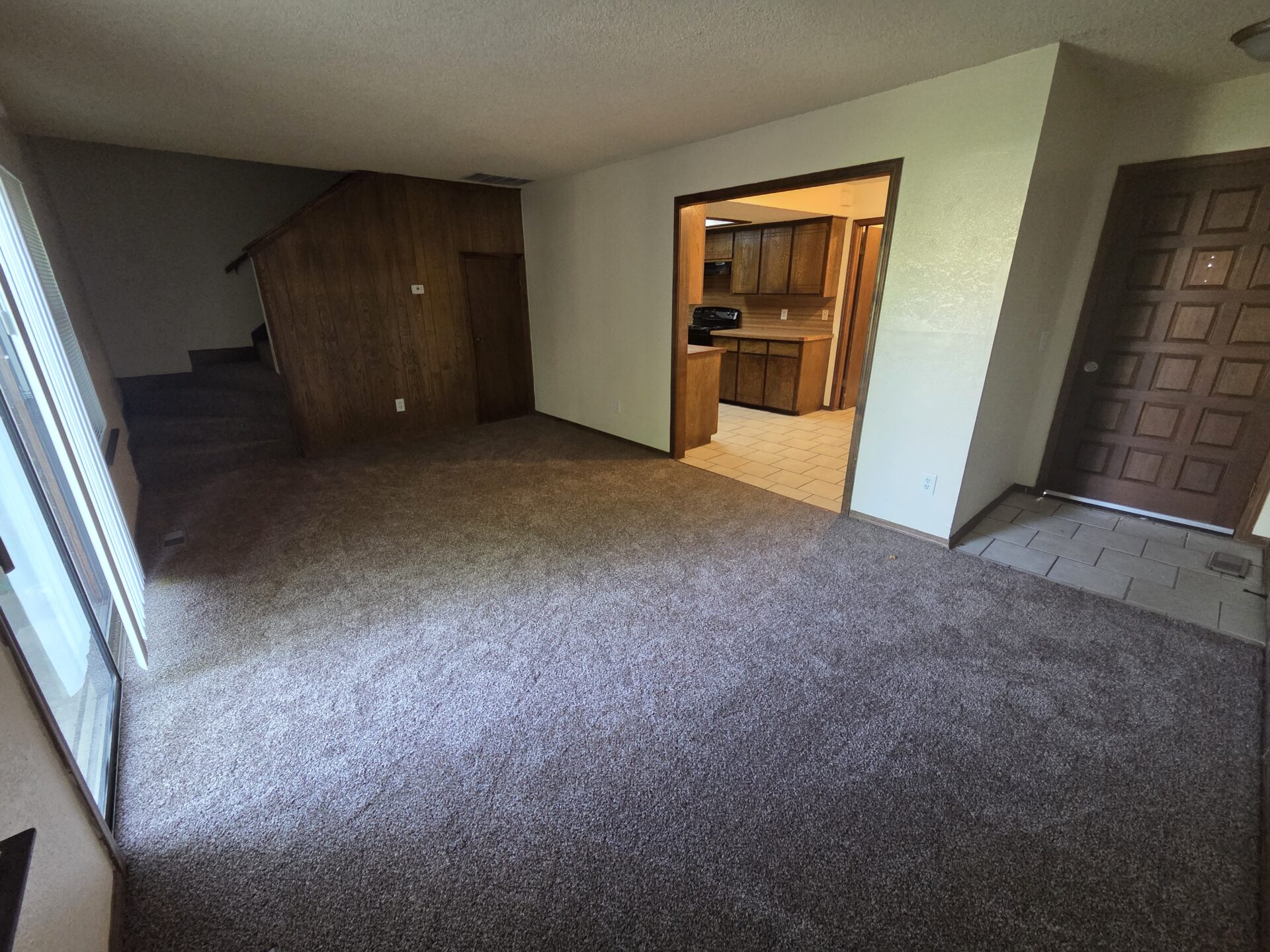 A darling layout. This unit won't be on the market long.