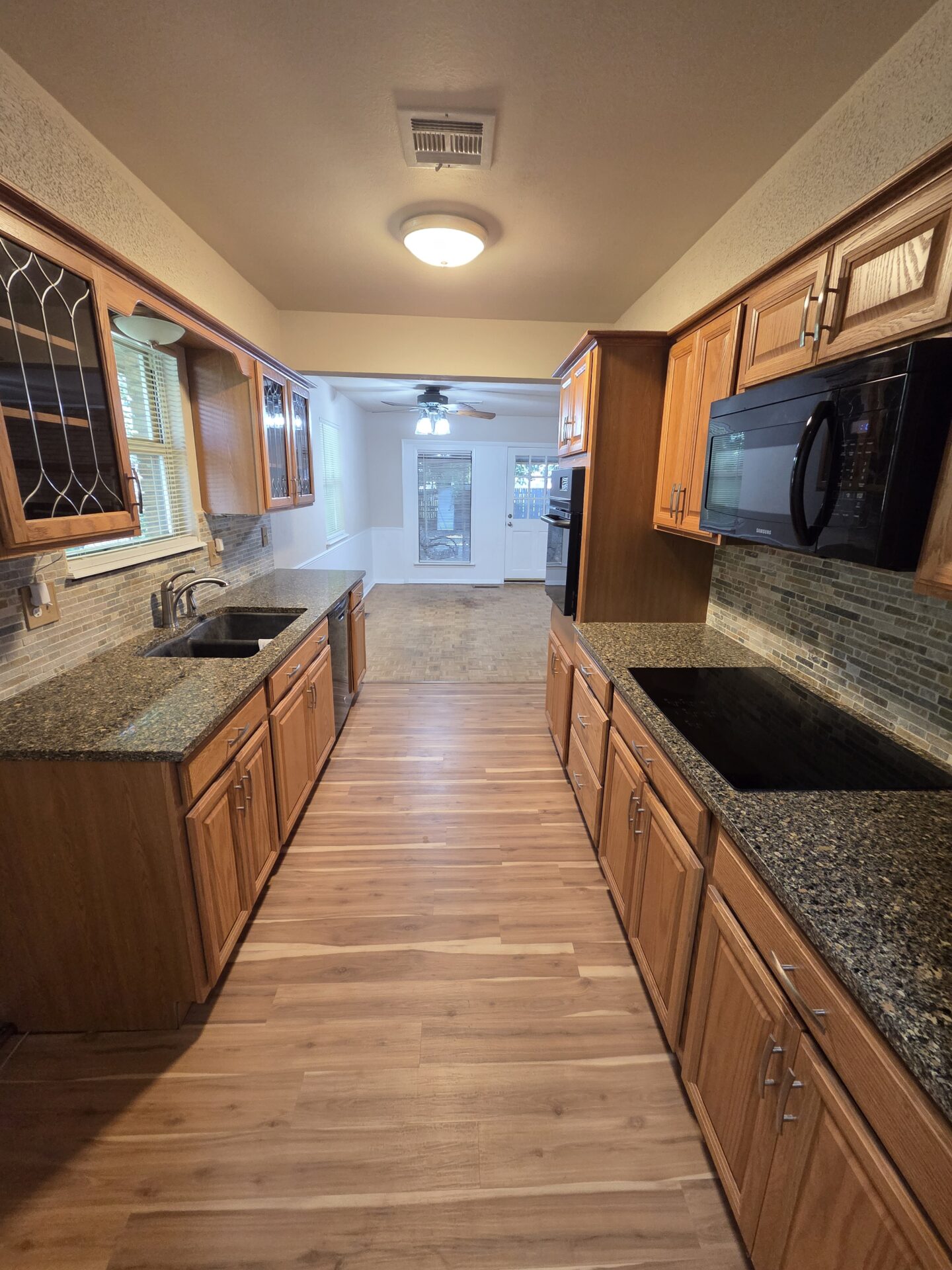 All the features you are looking for. An enticing dwelling. Call 405-720-0077 for more details.