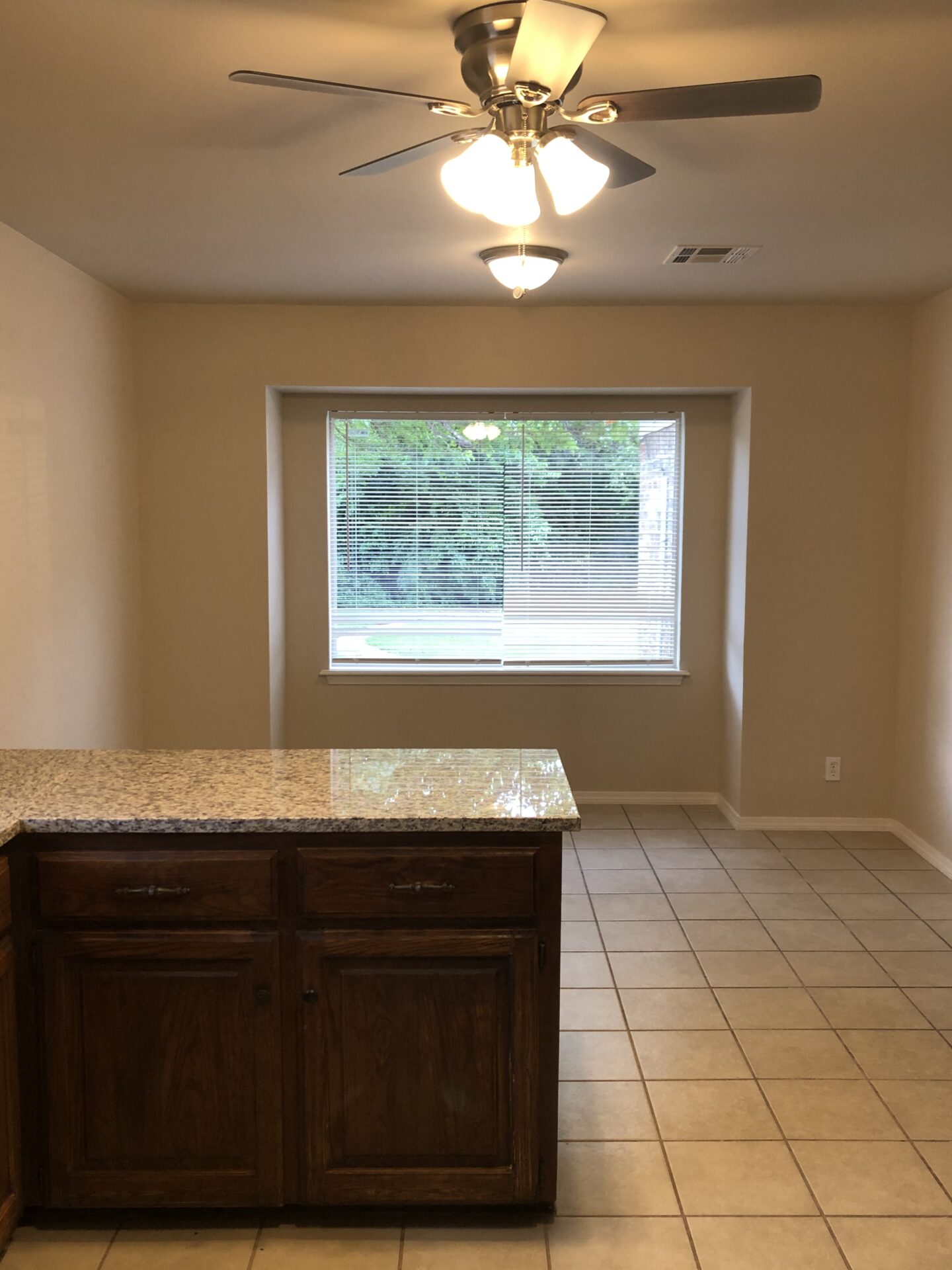 Attractive kitchen and bathroom. A splendid rental property. Don't wait to view this place.