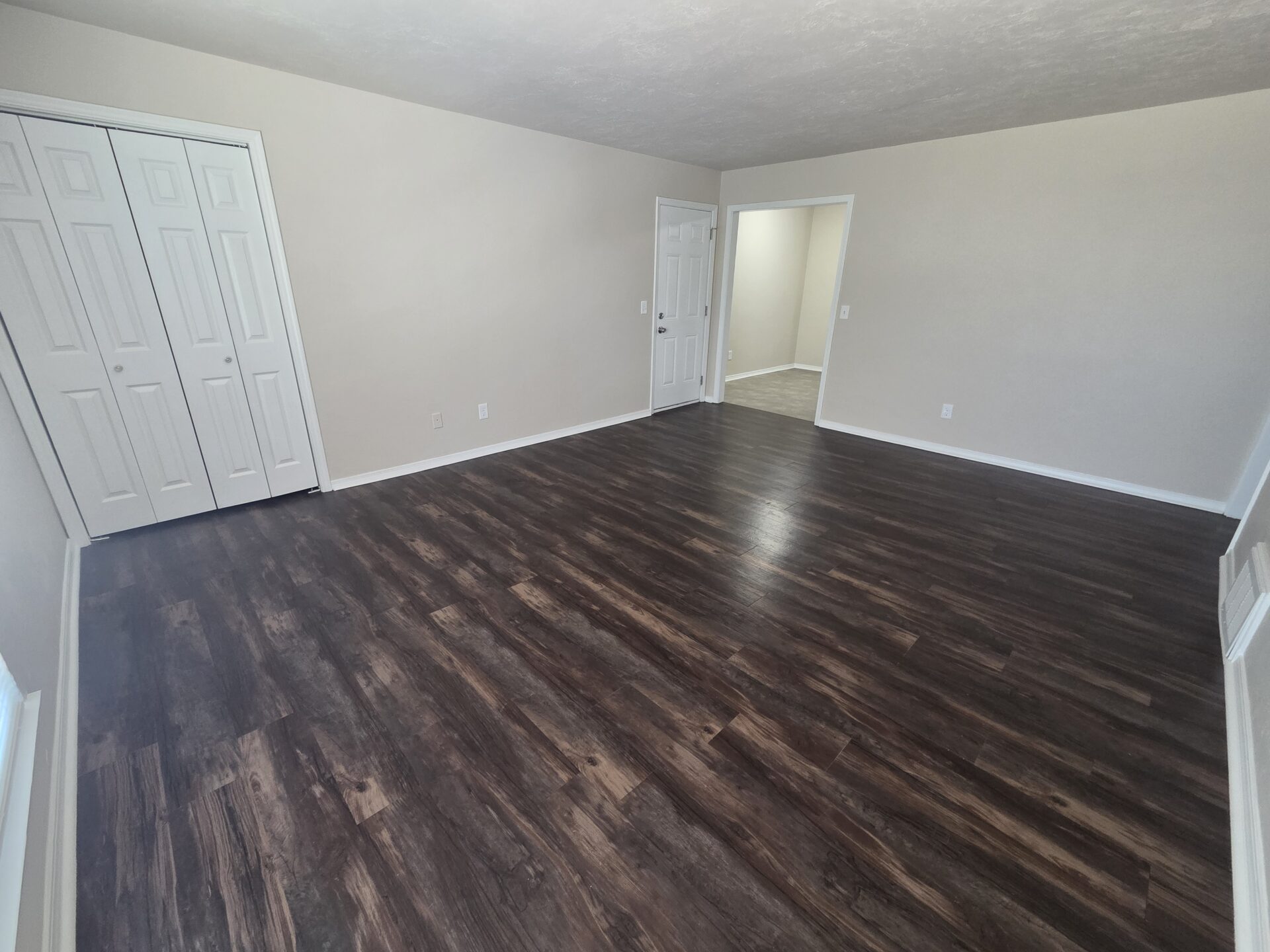 The perfect place for you. A fine dwelling. Inquire for more information.